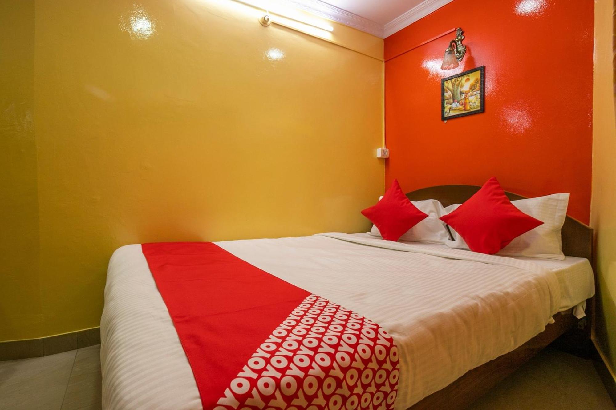 Hotel O Royal Inn Near Iskcon Temple Bangalore Esterno foto