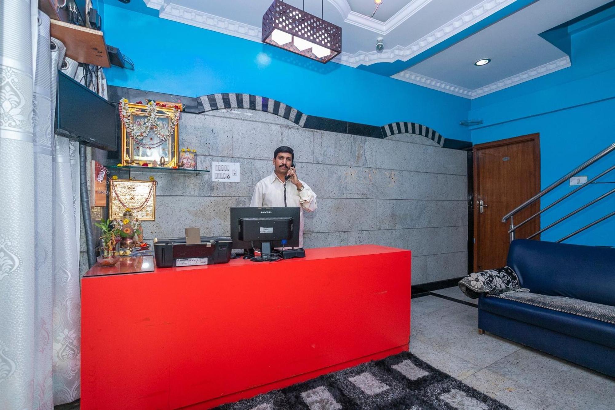 Hotel O Royal Inn Near Iskcon Temple Bangalore Esterno foto